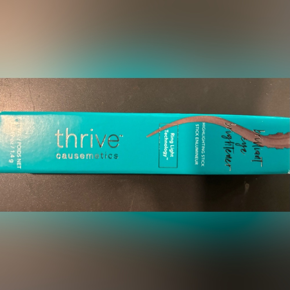 Thrive Causemetics Brilliant Eye Brightener in Muna